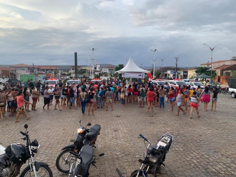 OPERAÇÃO PM SOLIDÁRIA DISTRIBUI ALIMENTOS PARA FAMÍLIAS NO CURIMATAÚ