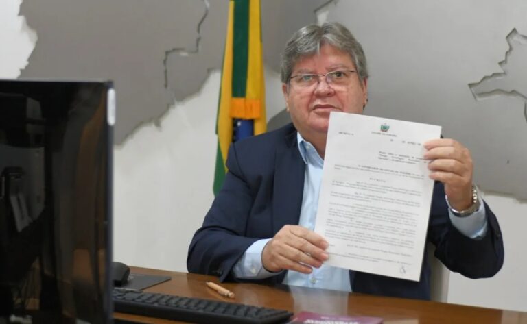 GOVERNADOR JOÃO AZEVÊDO CONFIRMA 33 NOMES PARA O 1º E 2º ESCALÕES DO SEU SEGUNDO MANDATO DE GOVERNO