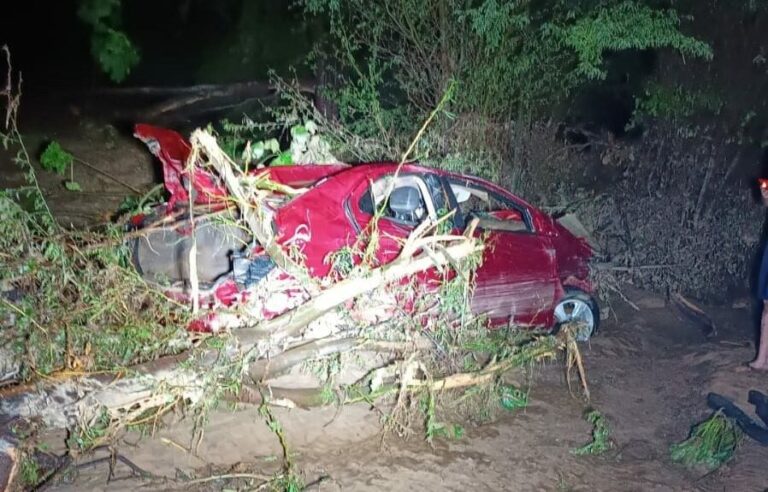 CORPO DE MULHER QUE DESAPARECEU APÓS TER CARRO ARRASTADO POR RIACHO NO RN É ENCONTRADO