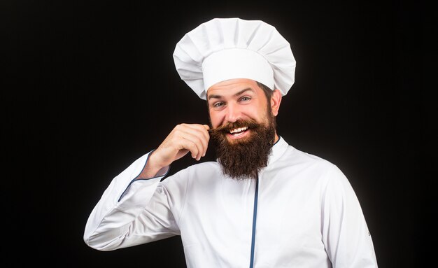 AGEVISA PROÍBE CHEFES DE COZINHA DE USAR BARBA E ADORNOS PESSOAIS DURANTE TRABALHO